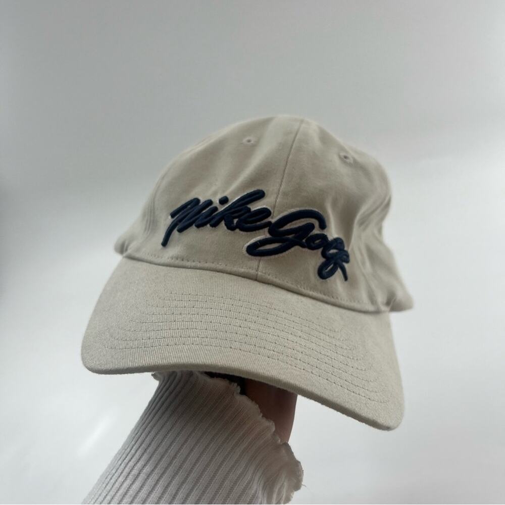 Nike Golf Men’s Hat Cap Cream and Navy Blue